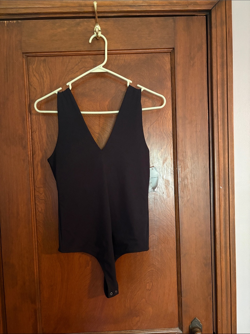 Abercrombie & Fitch Black V-Neck Sleeveless Bodysuit